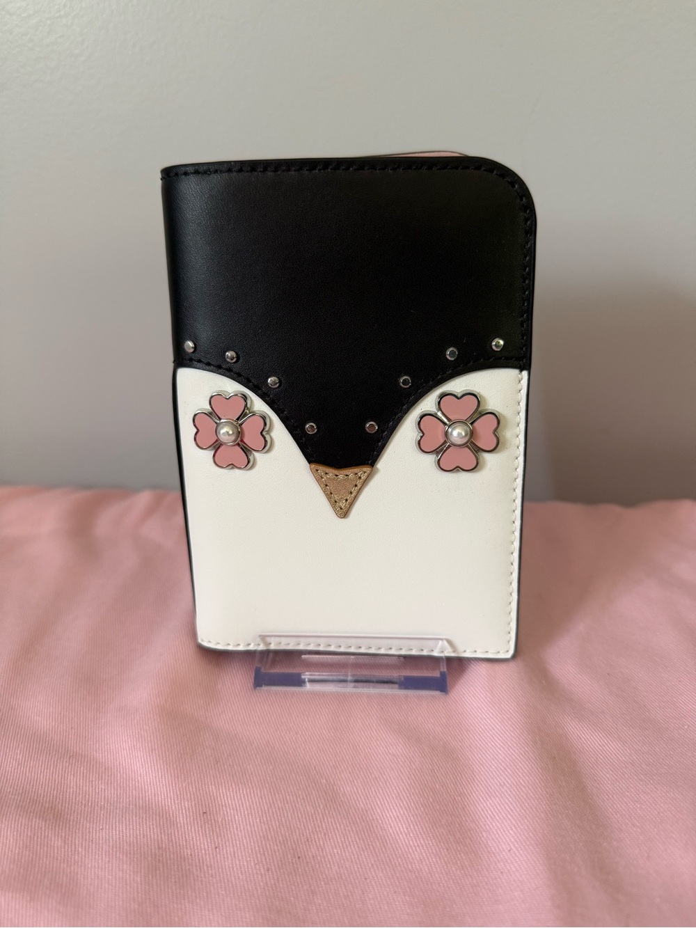 Kate Spade Frosty Penguin Passport Holder